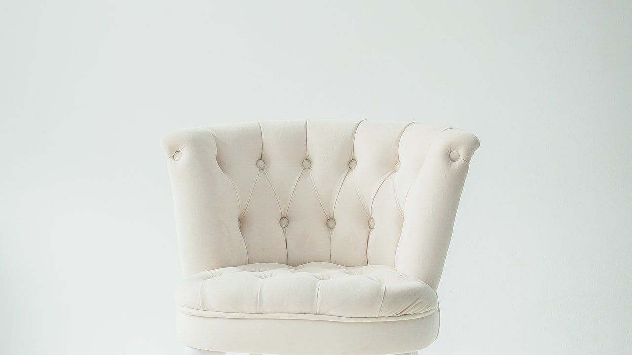 Customer excited about flash furniture deals on their phone